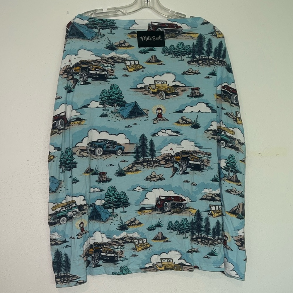 Milk snob car seat/nursing cover.